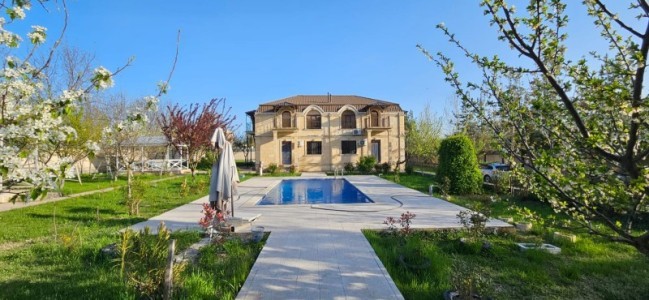 20 sot həyət / bağ evi