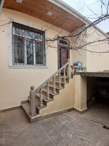 2 sot həyət / bağ evi