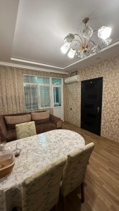 3 otaqlı köhnə tikili