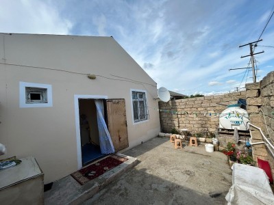 1 sqft həyət / bağ evi