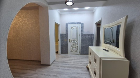 3 otaqlı yeni tikili